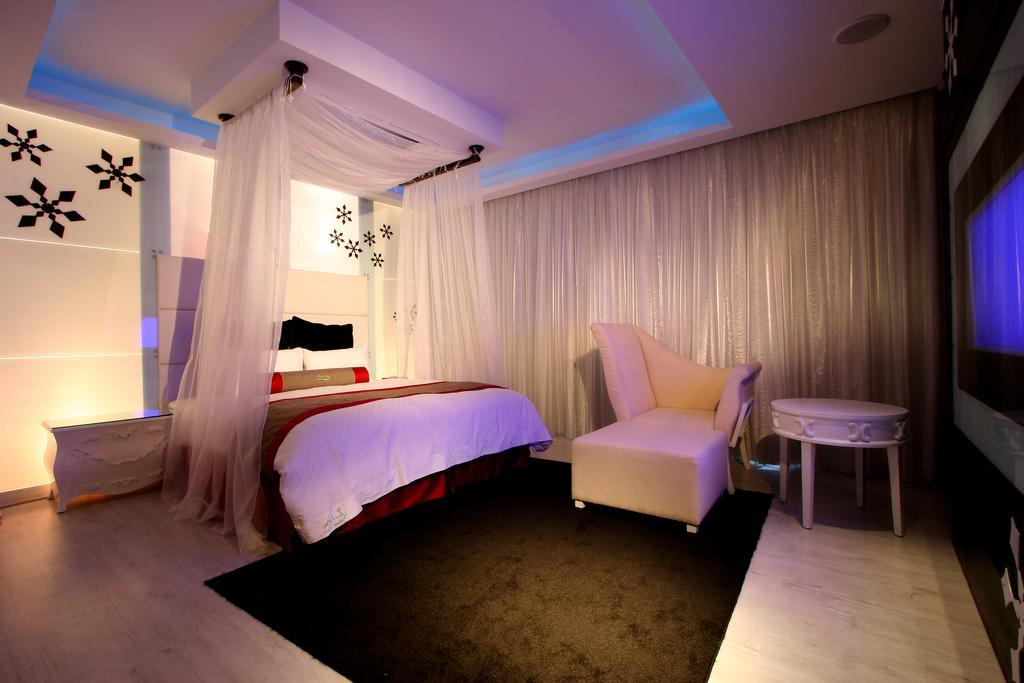 Melody Motel Keelung Luaran gambar